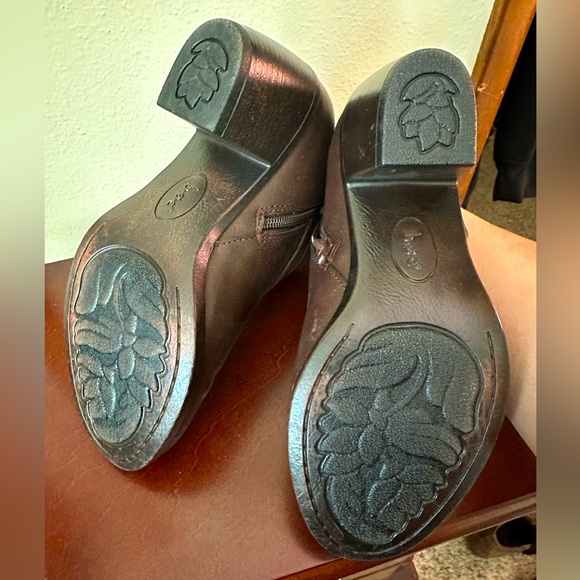 BOC Booties - Picture 2 of 3